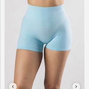 Alphalete amplify shorts